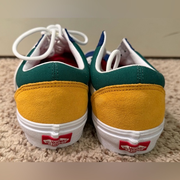 NWOB Vans Yacht Club Suede and Canvas Old School Sneakers, M9/W10.5 - Picture 3 of 8